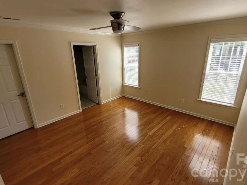 115 Edinburgh Court, Mount Holly, NC 28120.  MLS# CAR4384116, YatesRealty ID 23708. 