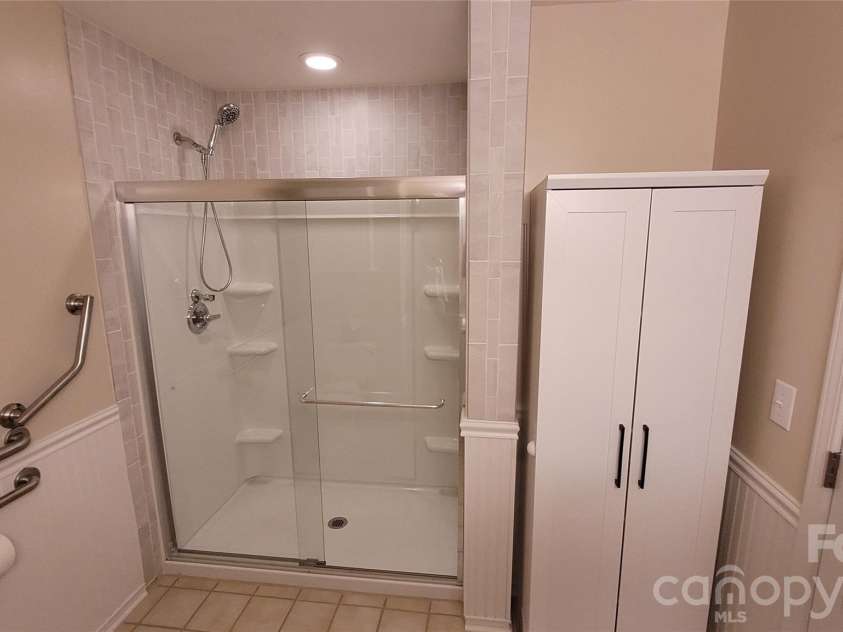 115 Edinburgh Court, Mount Holly, NC 28120.  MLS# CAR4384116, YatesRealty ID 23708. 