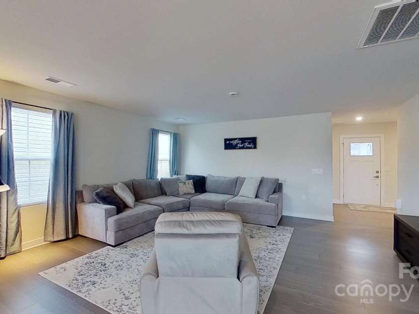 4209 Jones Creek Lane, Charlotte, NC 28215.  MLS# CAR4220654, YatesRealty ID 2371. 