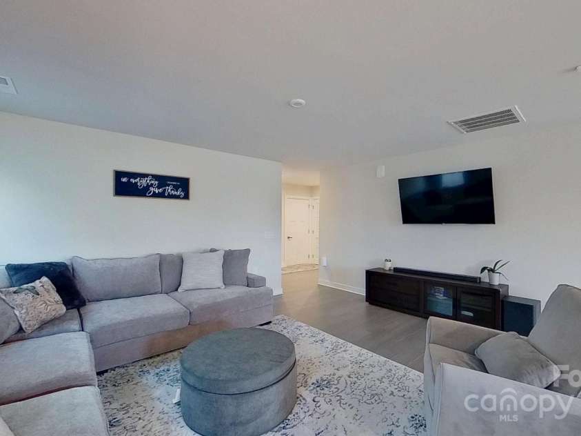 4209 Jones Creek Lane, Charlotte, NC 28215.  MLS# CAR4220654, YatesRealty ID 2371. 
