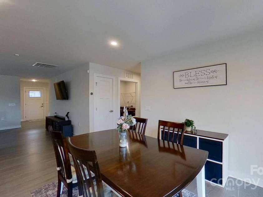 4209 Jones Creek Lane, Charlotte, NC 28215.  MLS# CAR4220654, YatesRealty ID 2371. 