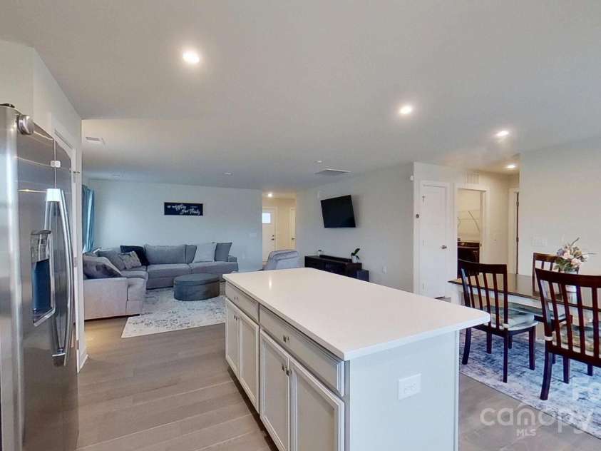 4209 Jones Creek Lane, Charlotte, NC 28215.  MLS# CAR4220654, YatesRealty ID 2371. 
