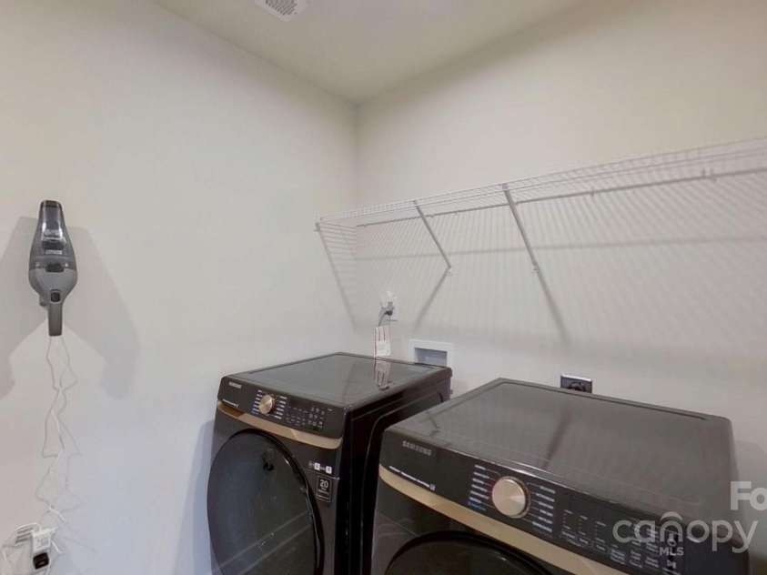 4209 Jones Creek Lane, Charlotte, NC 28215.  MLS# CAR4220654, YatesRealty ID 2371. 