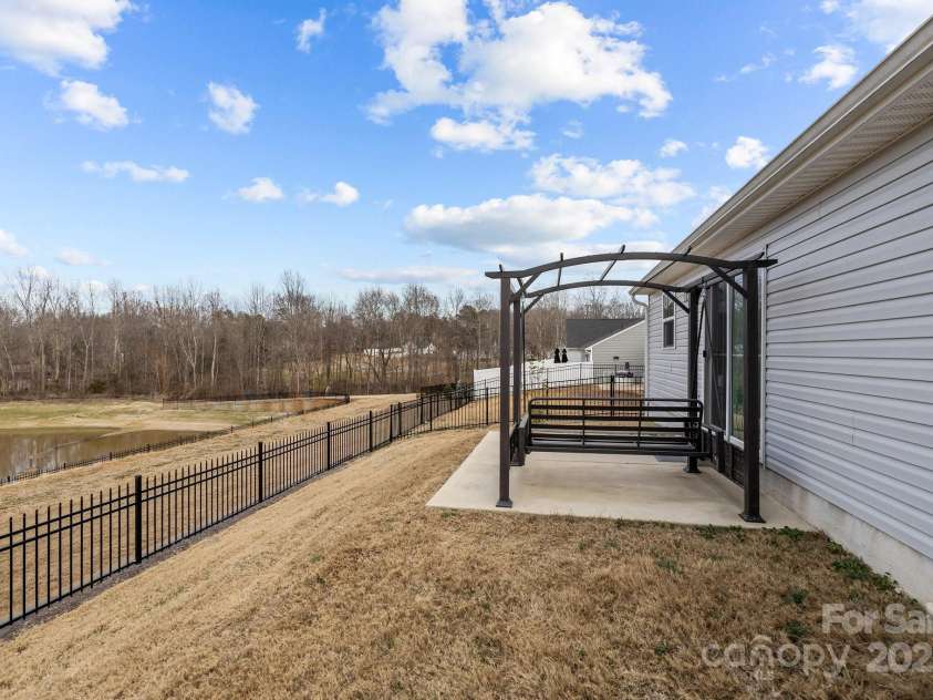 4209 Jones Creek Lane, Charlotte, NC 28215.  MLS# CAR4220654, YatesRealty ID 2371. 