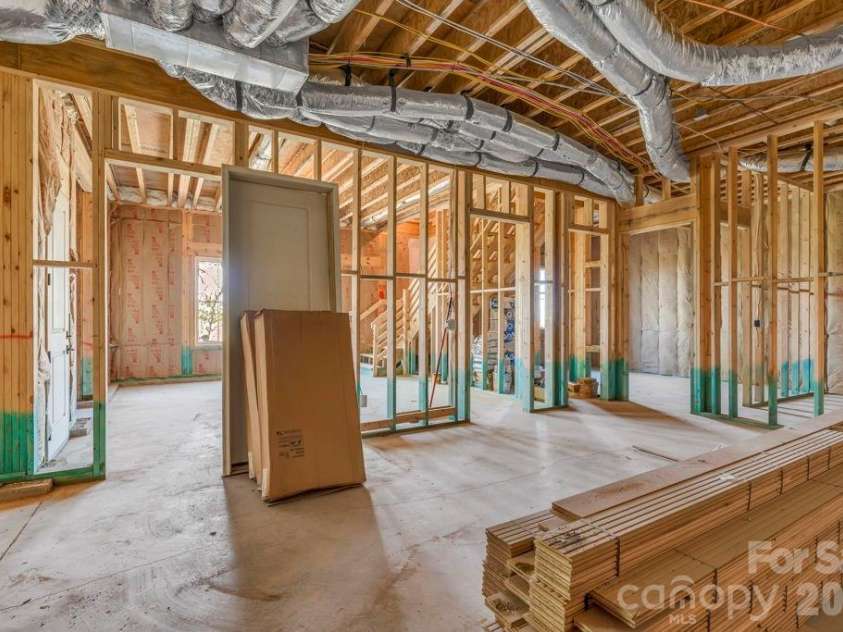 536 Boone Ridge Lane, Boone, NC 28607.  MLS# CAR4381577, YatesRealty ID 23712. Full, unfinished basement