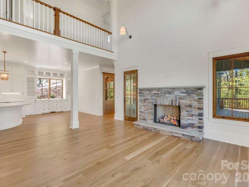 536 Boone Ridge Lane, Boone, NC 28607.  MLS# CAR4381577, YatesRealty ID 23712. Great Room open to Kitchen & Dining