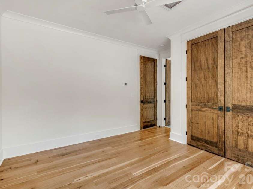 536 Boone Ridge Lane, Boone, NC 28607.  MLS# CAR4381577, YatesRealty ID 23712. Upper-level bedroom suite 2