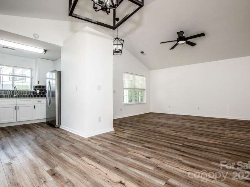 332 Cassidy Lane, Mooresville, NC 28115.  MLS# CAR4277736, YatesRealty ID 23714. 