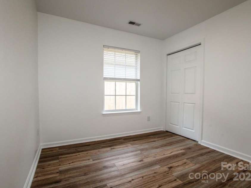 332 Cassidy Lane, Mooresville, NC 28115.  MLS# CAR4277736, YatesRealty ID 23714. 