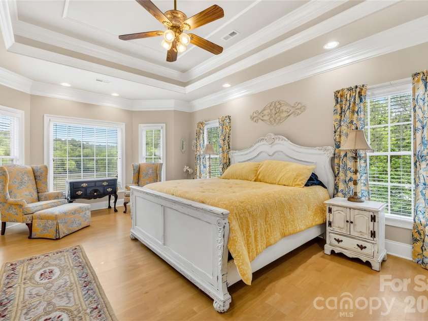 569 Living Waters Drive, Great Falls, SC 29055.  MLS# CAR4384233, YatesRealty ID 23715. 
