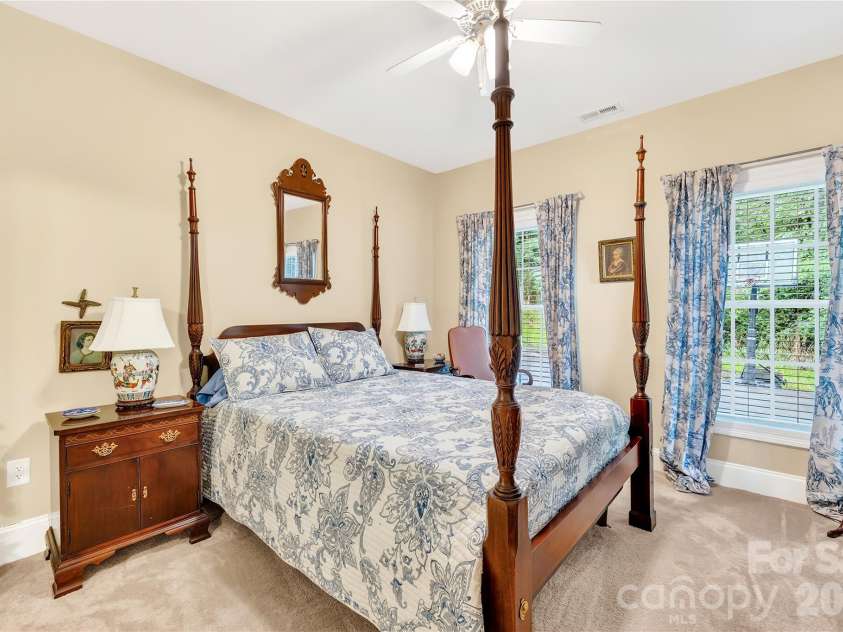 569 Living Waters Drive, Great Falls, SC 29055.  MLS# CAR4384233, YatesRealty ID 23715. 