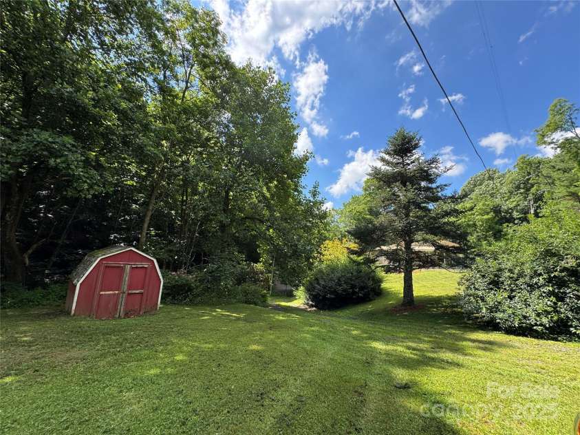 321 Skin Camp Creek Road, Todd, NC 28684.  MLS# CAR4277539, YatesRealty ID 23716. 