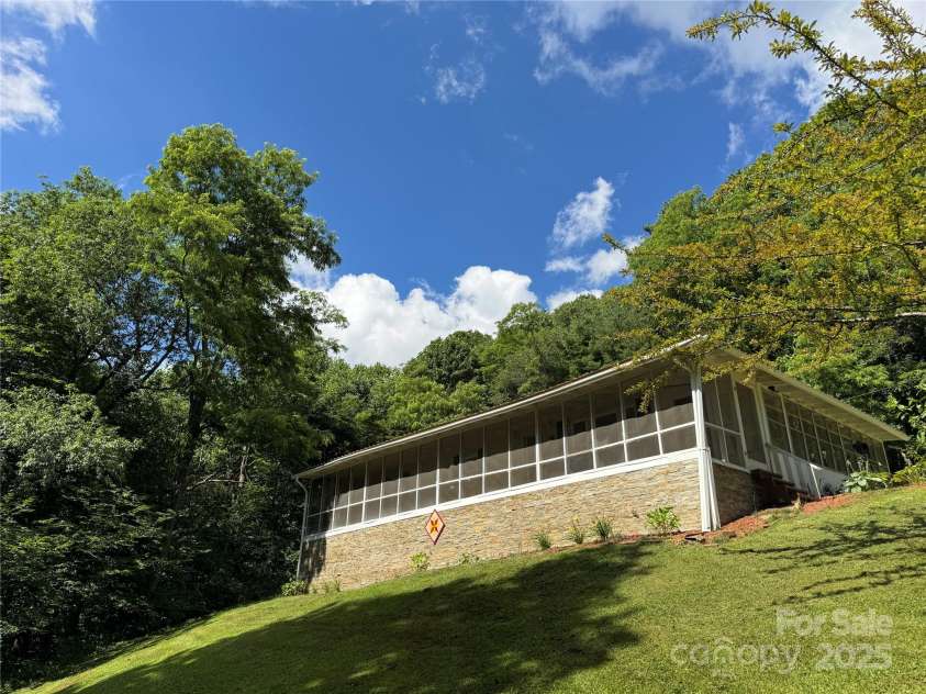321 Skin Camp Creek Road, Todd, NC 28684.  MLS# CAR4277539, YatesRealty ID 23716. 