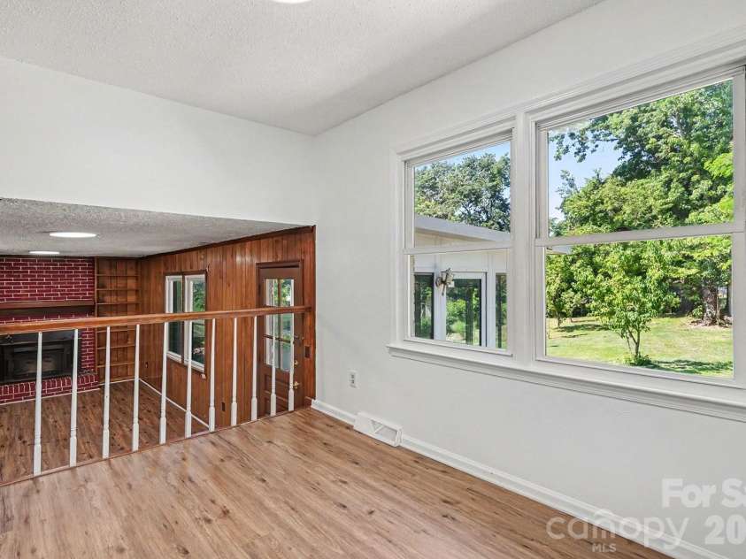 3601 Cross Winds Road, Charlotte, NC 28227.  MLS# CAR4384249, YatesRealty ID 23716. 