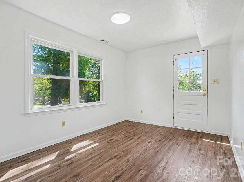 3601 Cross Winds Road, Charlotte, NC 28227.  MLS# CAR4384249, YatesRealty ID 23716. 