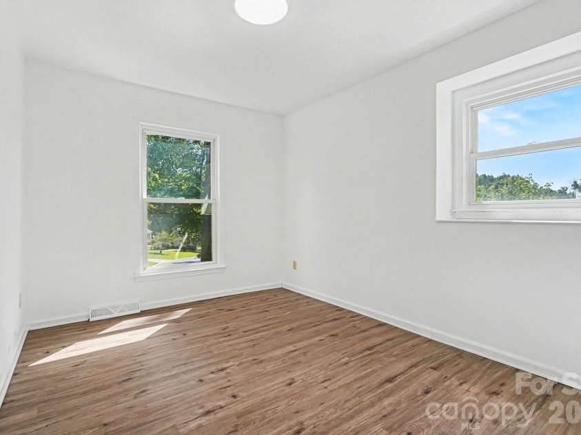 3601 Cross Winds Road, Charlotte, NC 28227.  MLS# CAR4384249, YatesRealty ID 23716. 