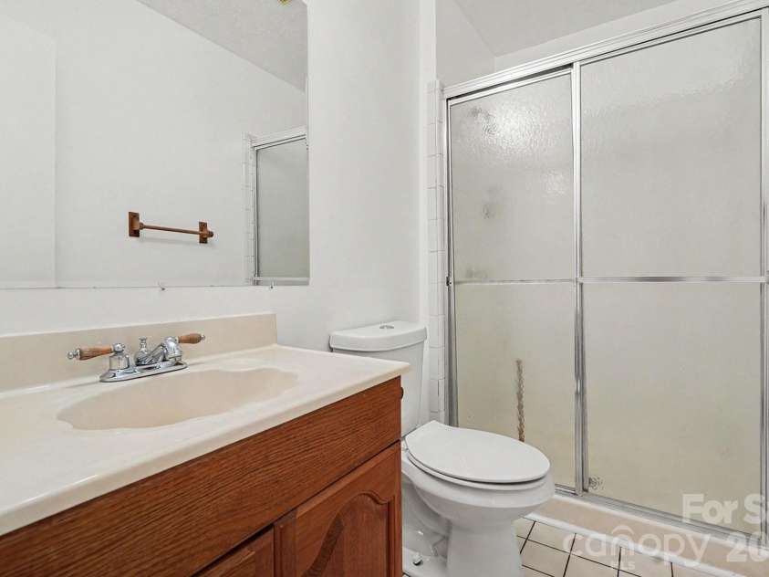 3601 Cross Winds Road, Charlotte, NC 28227.  MLS# CAR4384249, YatesRealty ID 23716. 