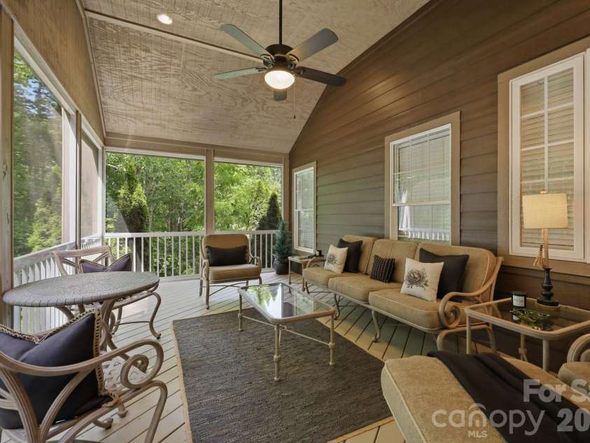 43 Smokemont Drive, Arden, NC 28704.  MLS# CAR4383229, YatesRealty ID 23718. 