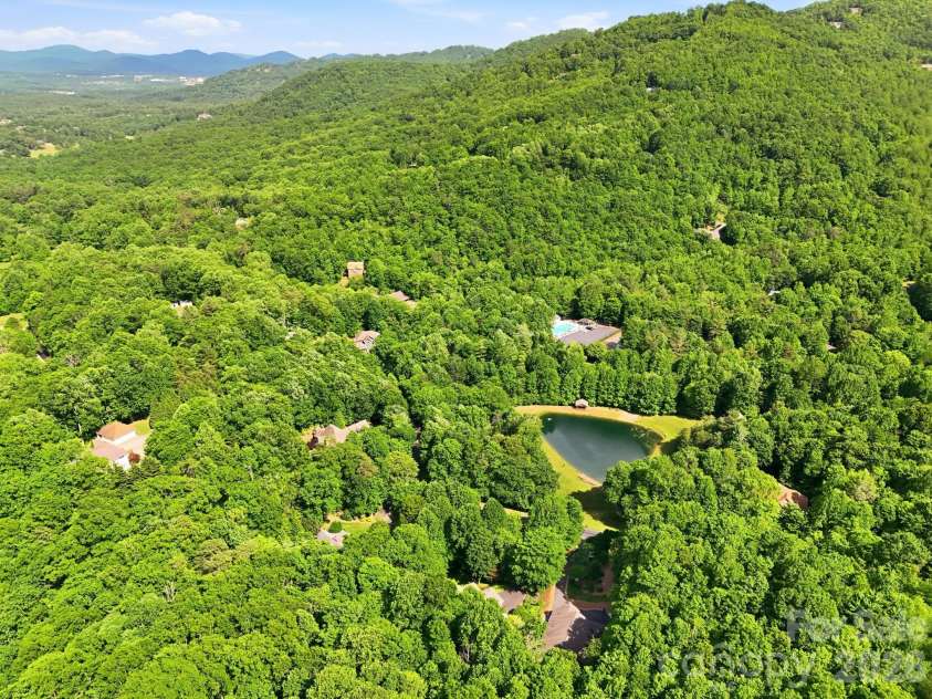 43 Smokemont Drive, Arden, NC 28704.  MLS# CAR4383229, YatesRealty ID 23718. 