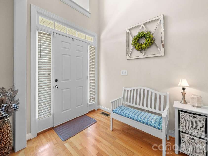 2318 Cardinal Ridge Lane, Wingate, NC 28174.  MLS# CAR4383638, YatesRealty ID 23719. 2 story Foyer