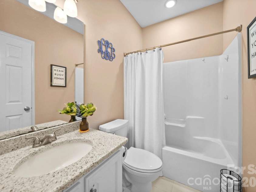 2318 Cardinal Ridge Lane, Wingate, NC 28174.  MLS# CAR4383638, YatesRealty ID 23719. Bath 2