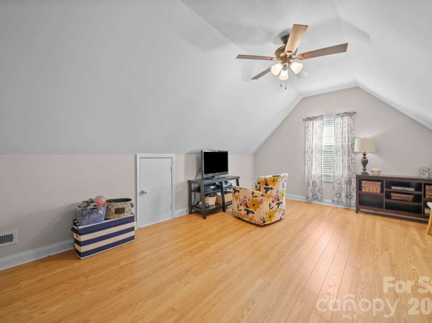 2318 Cardinal Ridge Lane, Wingate, NC 28174.  MLS# CAR4383638, YatesRealty ID 23719. Bonus Room