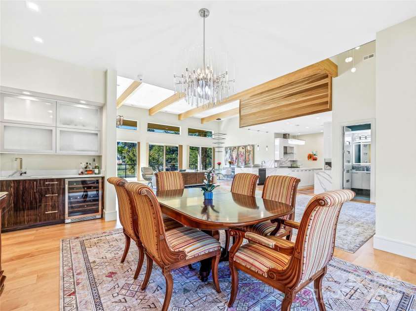 123 Wembley Road, Asheville, NC 28804.  MLS# CAR4315690, YatesRealty ID 2372. 