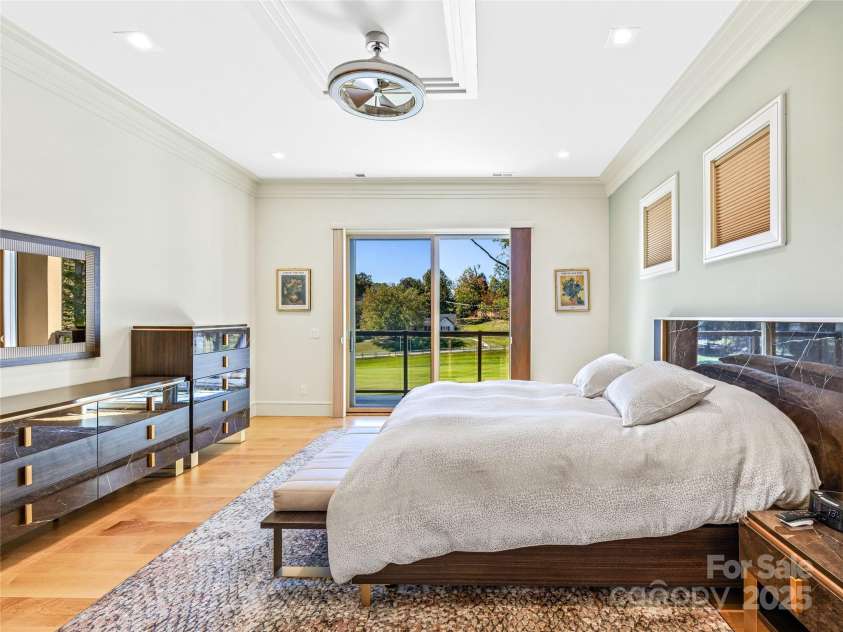 123 Wembley Road, Asheville, NC 28804.  MLS# CAR4315690, YatesRealty ID 2372. 