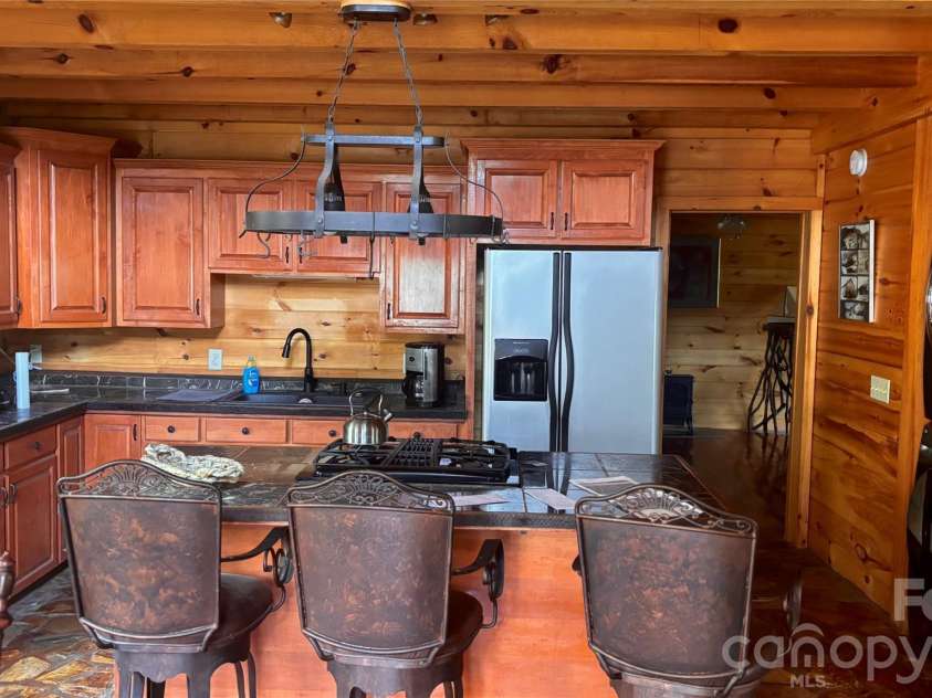 1694 Humpback Mountain Road, Spruce Pine, NC 28777.  MLS# CAR4350699, YatesRealty ID 2372. 
