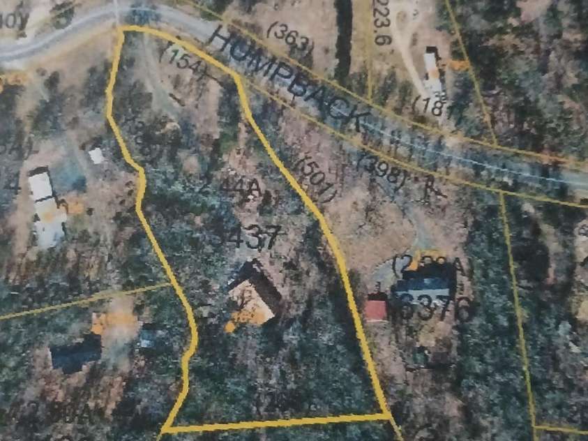 1694 Humpback Mountain Road, Spruce Pine, NC 28777.  MLS# CAR4350699, YatesRealty ID 2372. 
