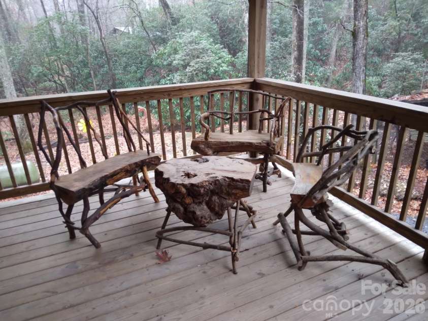 1694 Humpback Mountain Road, Spruce Pine, NC 28777.  MLS# CAR4350699, YatesRealty ID 2372. 