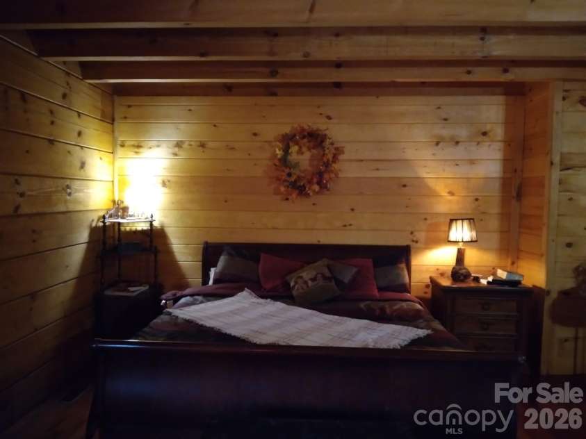 1694 Humpback Mountain Road, Spruce Pine, NC 28777.  MLS# CAR4350699, YatesRealty ID 2372. 