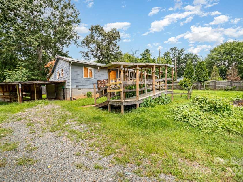 245 Walt Corriher Road, China Grove, NC 28023.  MLS# CAR4267650, YatesRealty ID 23721. 
