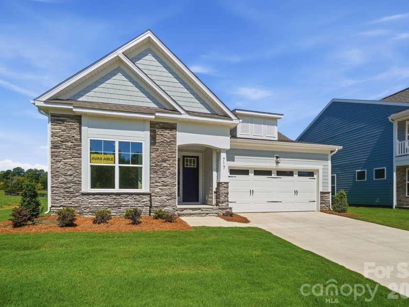 717 Clovis Street, Rock Hill, SC 29730.  MLS# CAR4383224, YatesRealty ID 23721. 