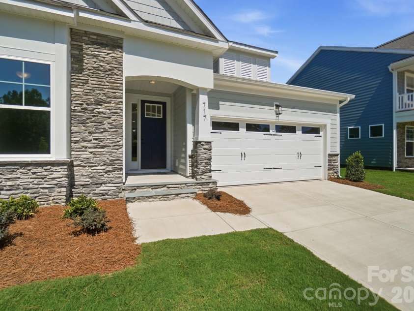 717 Clovis Street, Rock Hill, SC 29730.  MLS# CAR4383224, YatesRealty ID 23721. 