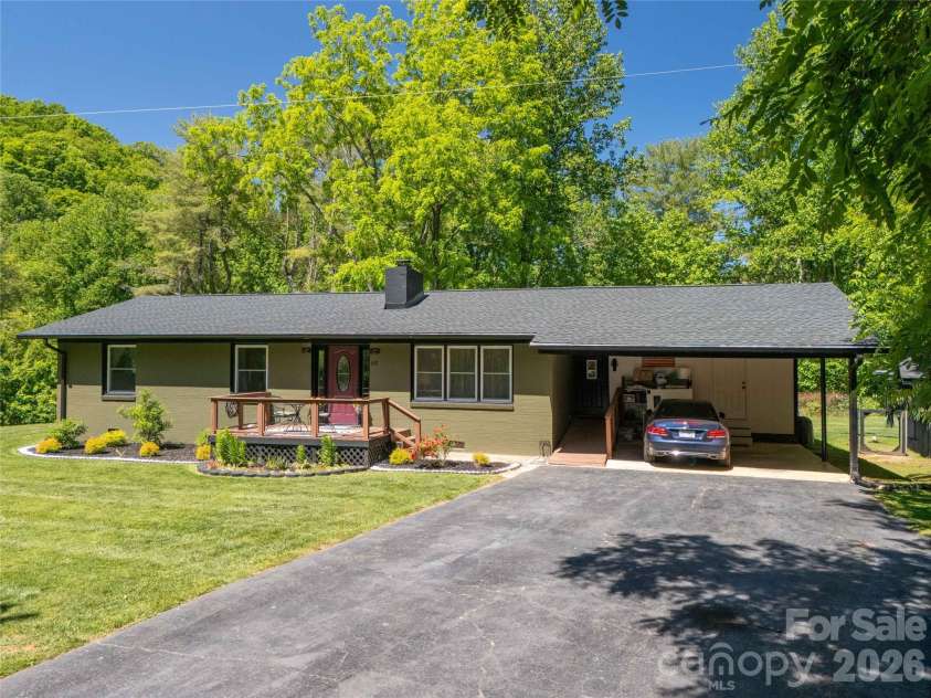 65 Poppy Lane, Cullowhee, NC 28723.  MLS# CAR4384117, YatesRealty ID 23722. 