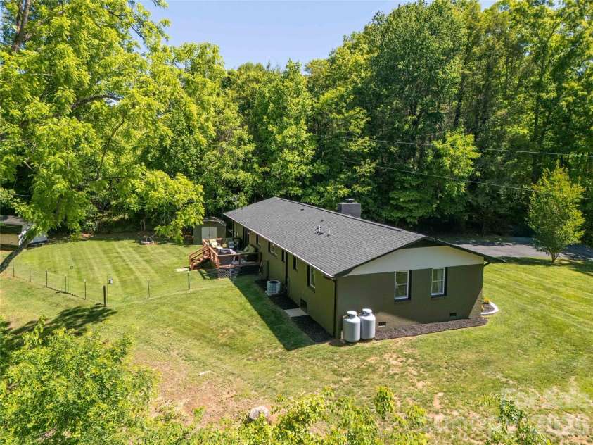 65 Poppy Lane, Cullowhee, NC 28723.  MLS# CAR4384117, YatesRealty ID 23722. 