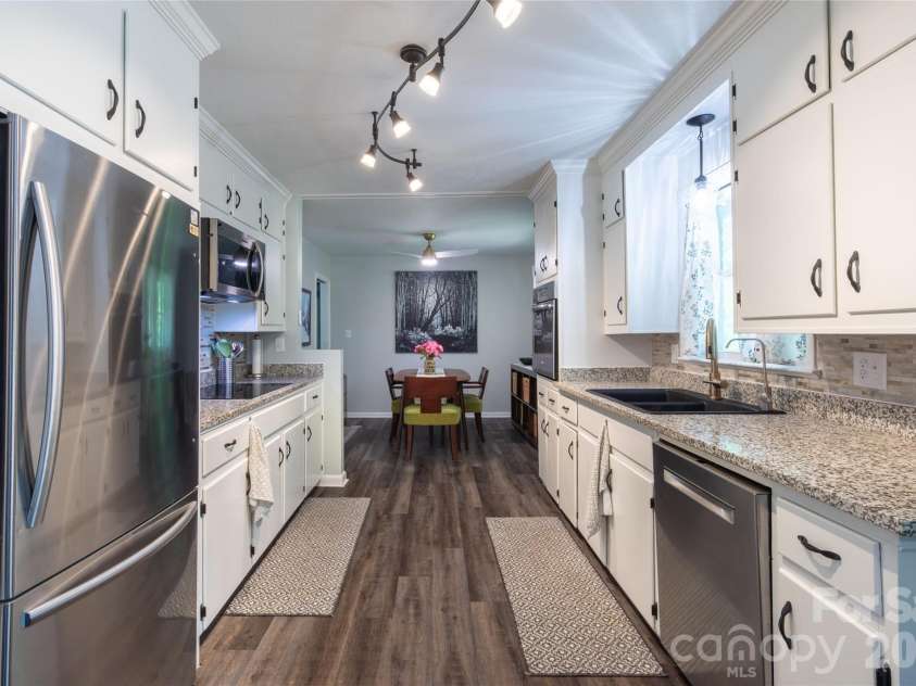65 Poppy Lane, Cullowhee, NC 28723.  MLS# CAR4384117, YatesRealty ID 23722. 