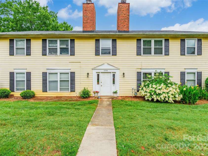 1806 Ebenezer Road, Rock Hill, SC 29732.  MLS# CAR4277894, YatesRealty ID 23724. 