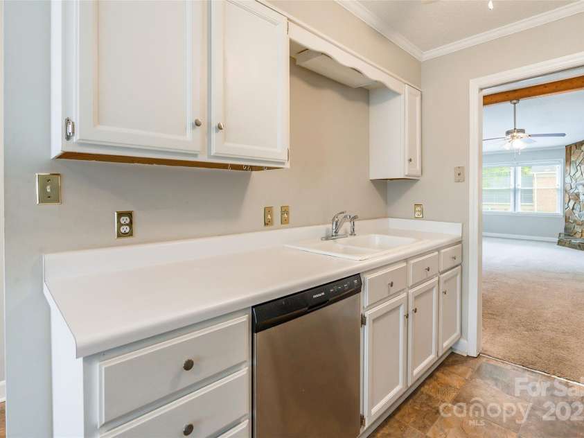 1806 Ebenezer Road, Rock Hill, SC 29732.  MLS# CAR4277894, YatesRealty ID 23724. 