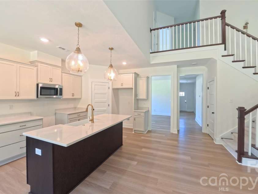 3099 Meadowcrest Drive, Clover, SC 29710.  MLS# CAR4384253, YatesRealty ID 23724. Kitchen