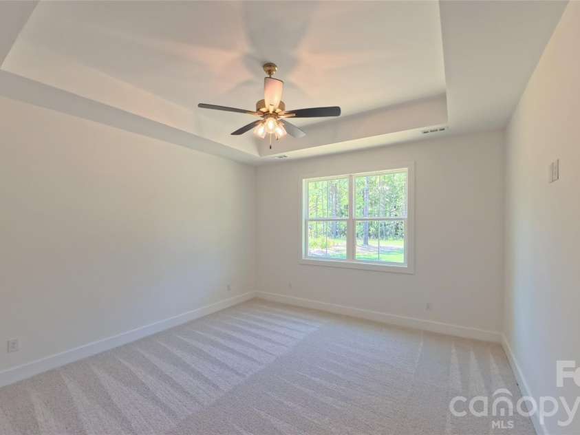 3099 Meadowcrest Drive, Clover, SC 29710.  MLS# CAR4384253, YatesRealty ID 23724. Primary Suite