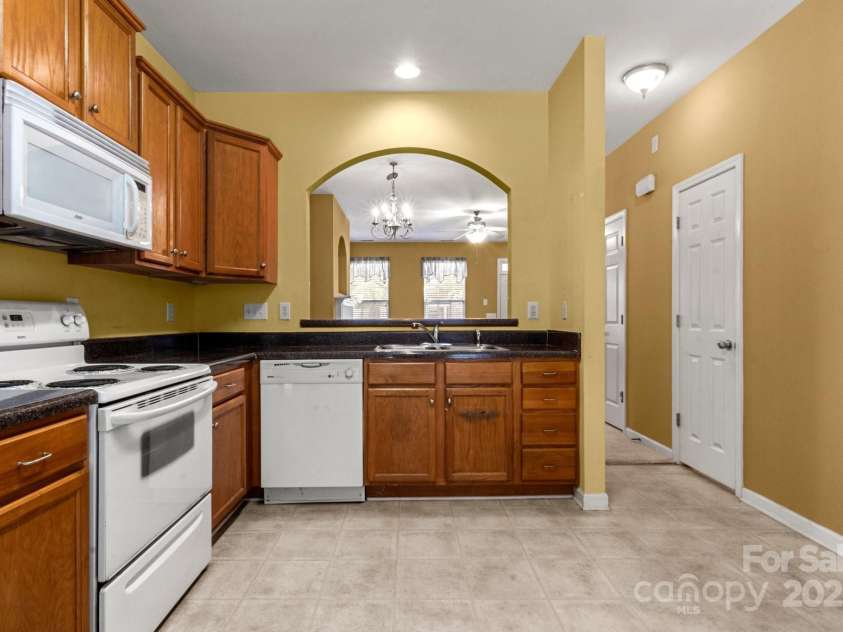 212 Township Drive, Fort Mill, SC 29715.  MLS# CAR4271872, YatesRealty ID 23726. 