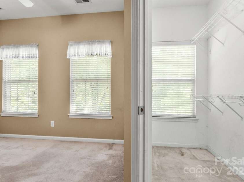 212 Township Drive, Fort Mill, SC 29715.  MLS# CAR4271872, YatesRealty ID 23726. 