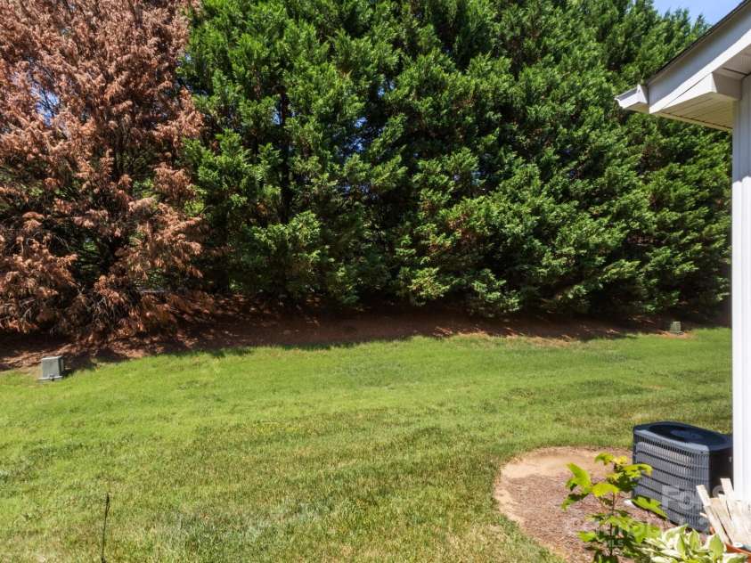212 Township Drive, Fort Mill, SC 29715.  MLS# CAR4271872, YatesRealty ID 23726. 