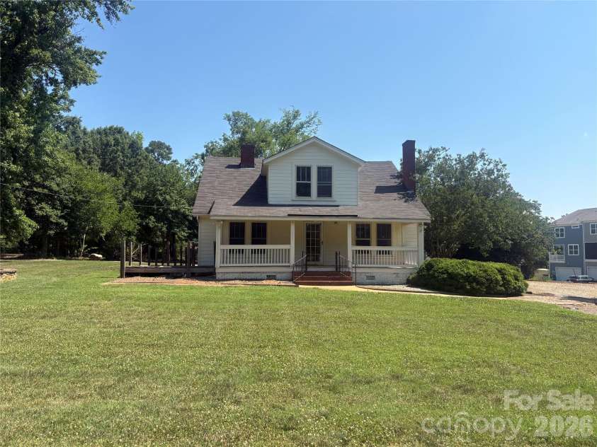 16024 davidson concord Road, Davidson, NC 28036.  MLS# CAR4384347, YatesRealty ID 23727. 