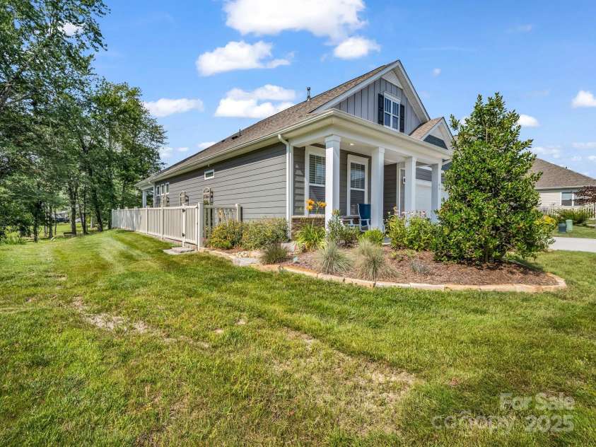 44 Gala Lane, Flat Rock, NC 28731.  MLS# CAR4270482, YatesRealty ID 23727. 