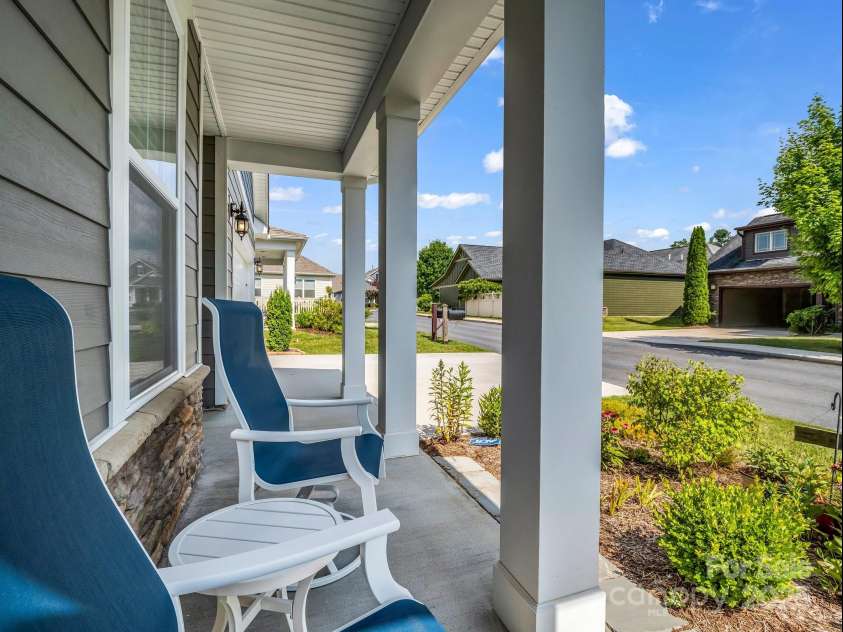 44 Gala Lane, Flat Rock, NC 28731.  MLS# CAR4270482, YatesRealty ID 23727. 