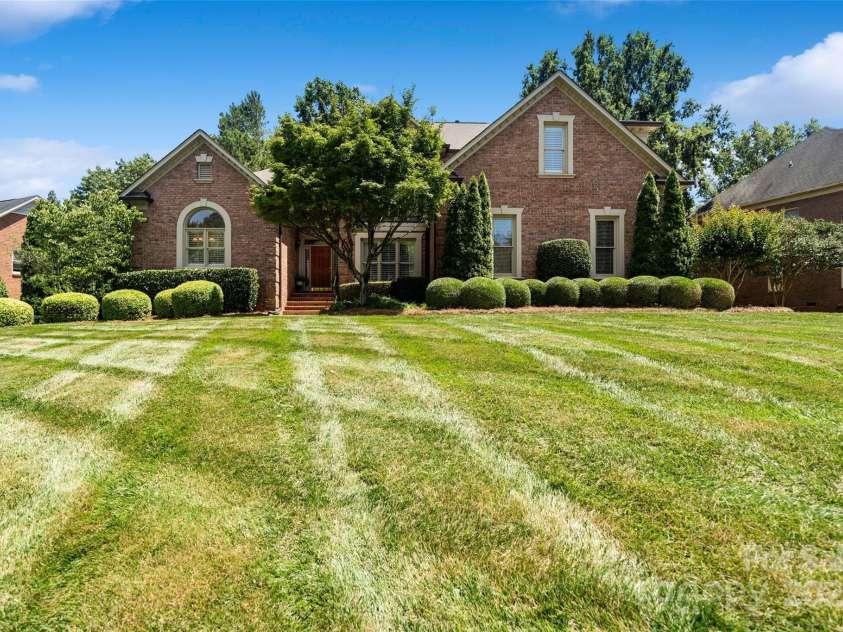 9027 Kirkley Court, Charlotte, NC 28277.  MLS# CAR4271257, YatesRealty ID 23728. Welcome Home 9027 Kirkley - Kensington at Ballantyne
