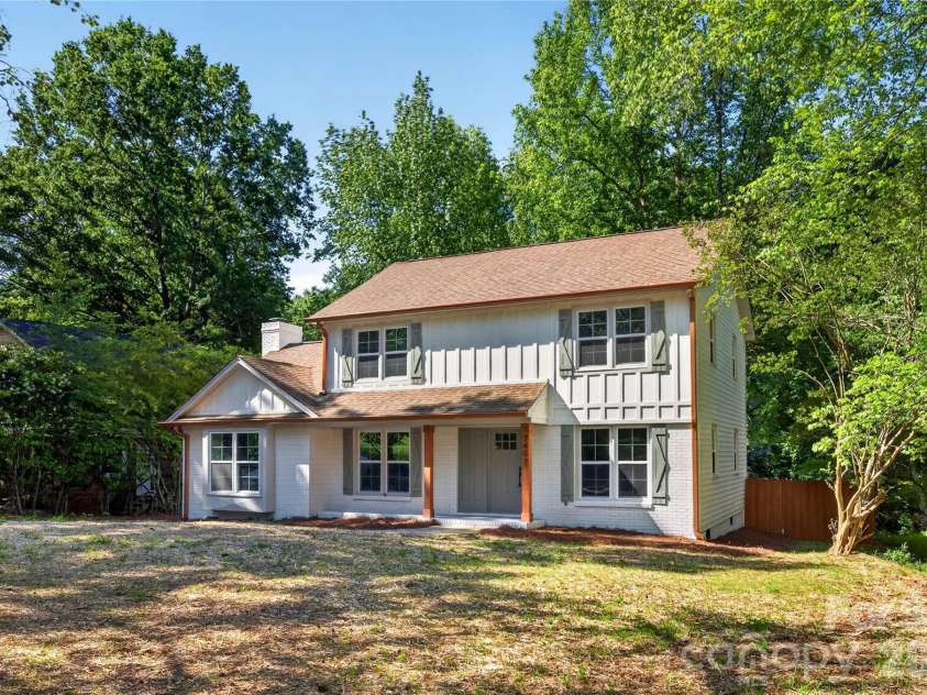 7407 Limerick Drive, Charlotte, NC 28270.  MLS# CAR4384326, YatesRealty ID 23732. 